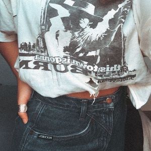 Meet your Posher, Abbey